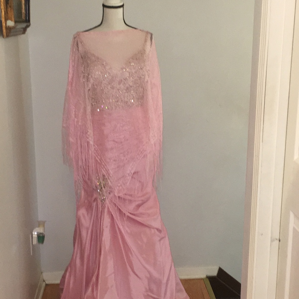 Pink Prom Dress with Sequins and Rhinestones - Picture 3 of 8